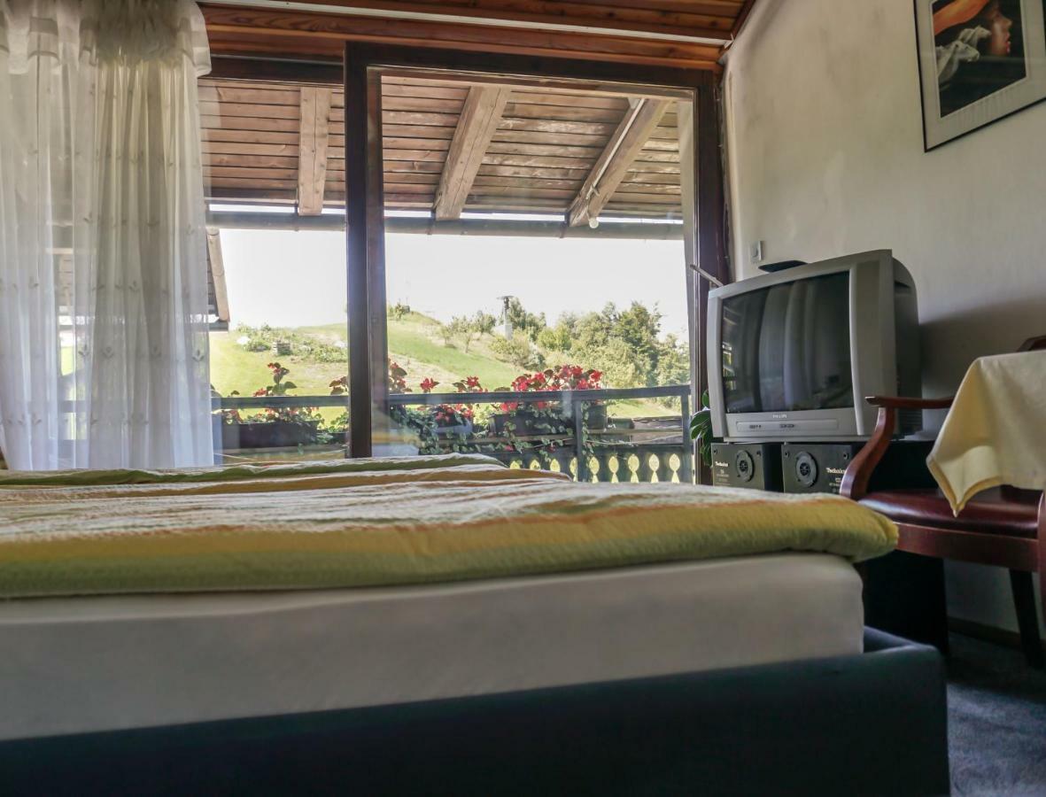 Vojsko Guest House Beli Kamen מראה חיצוני תמונה